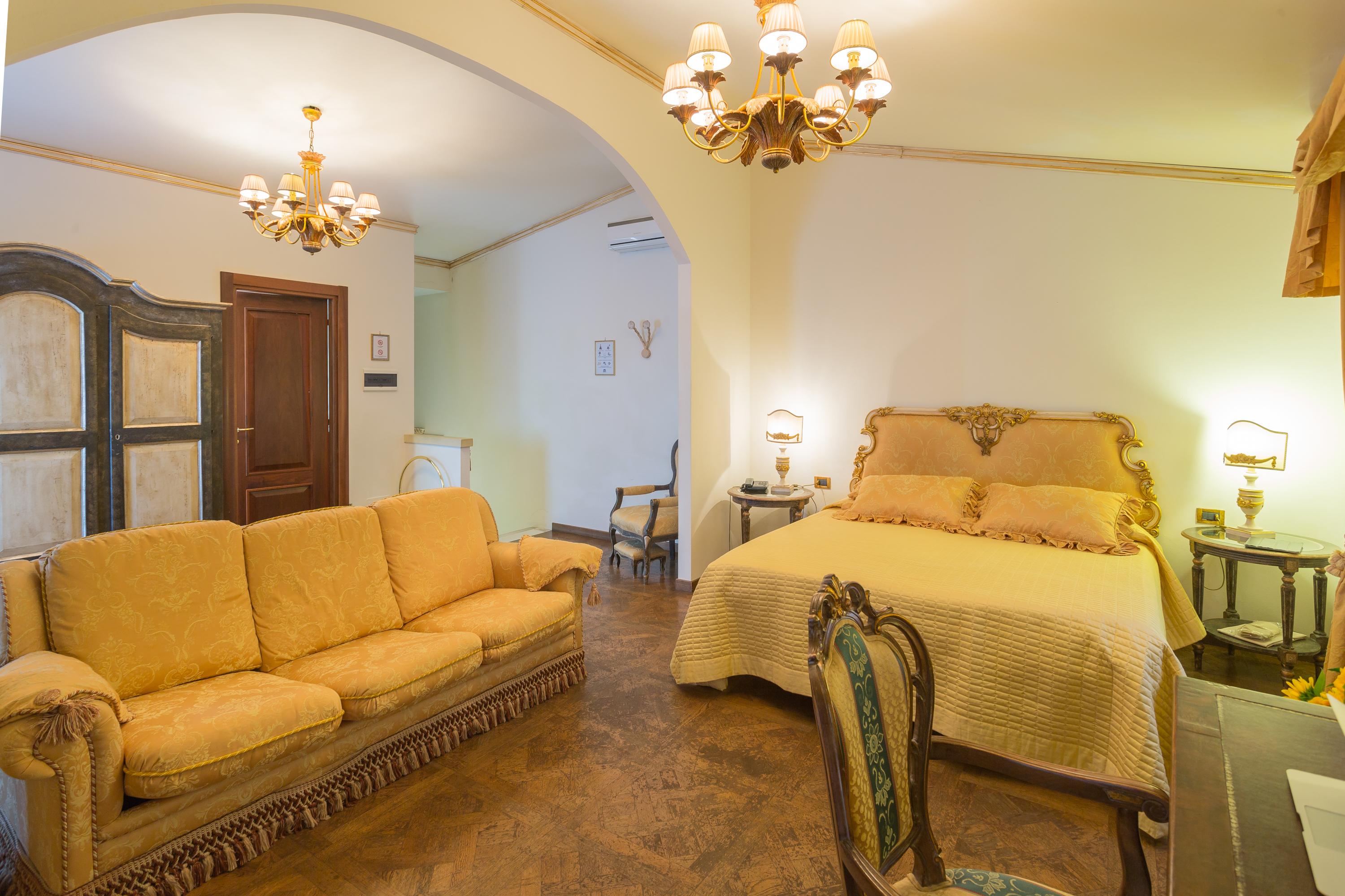 Hotel Palazzo Alexander Λούκα Εξωτερικό φωτογραφία
