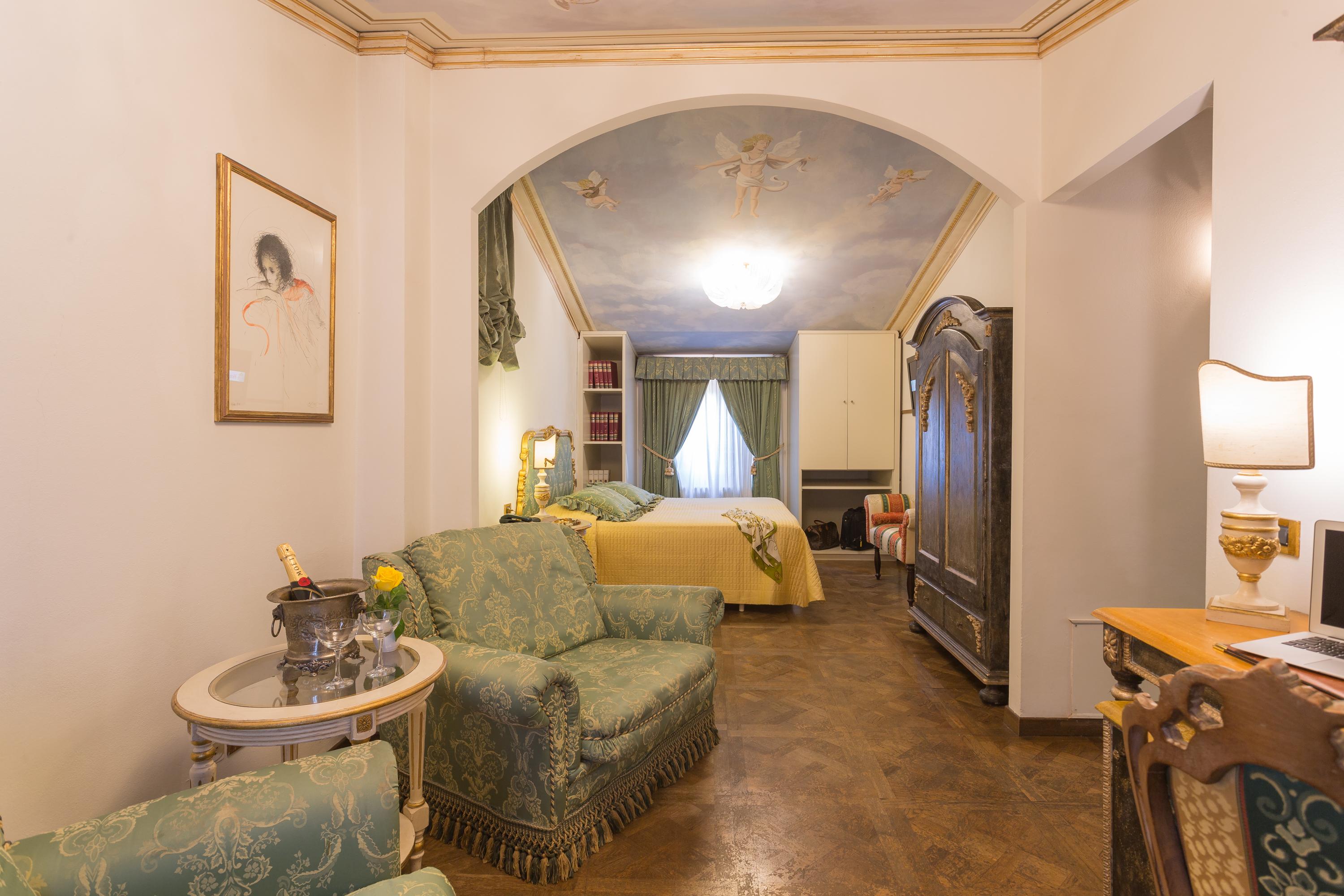 Hotel Palazzo Alexander Λούκα Εξωτερικό φωτογραφία
