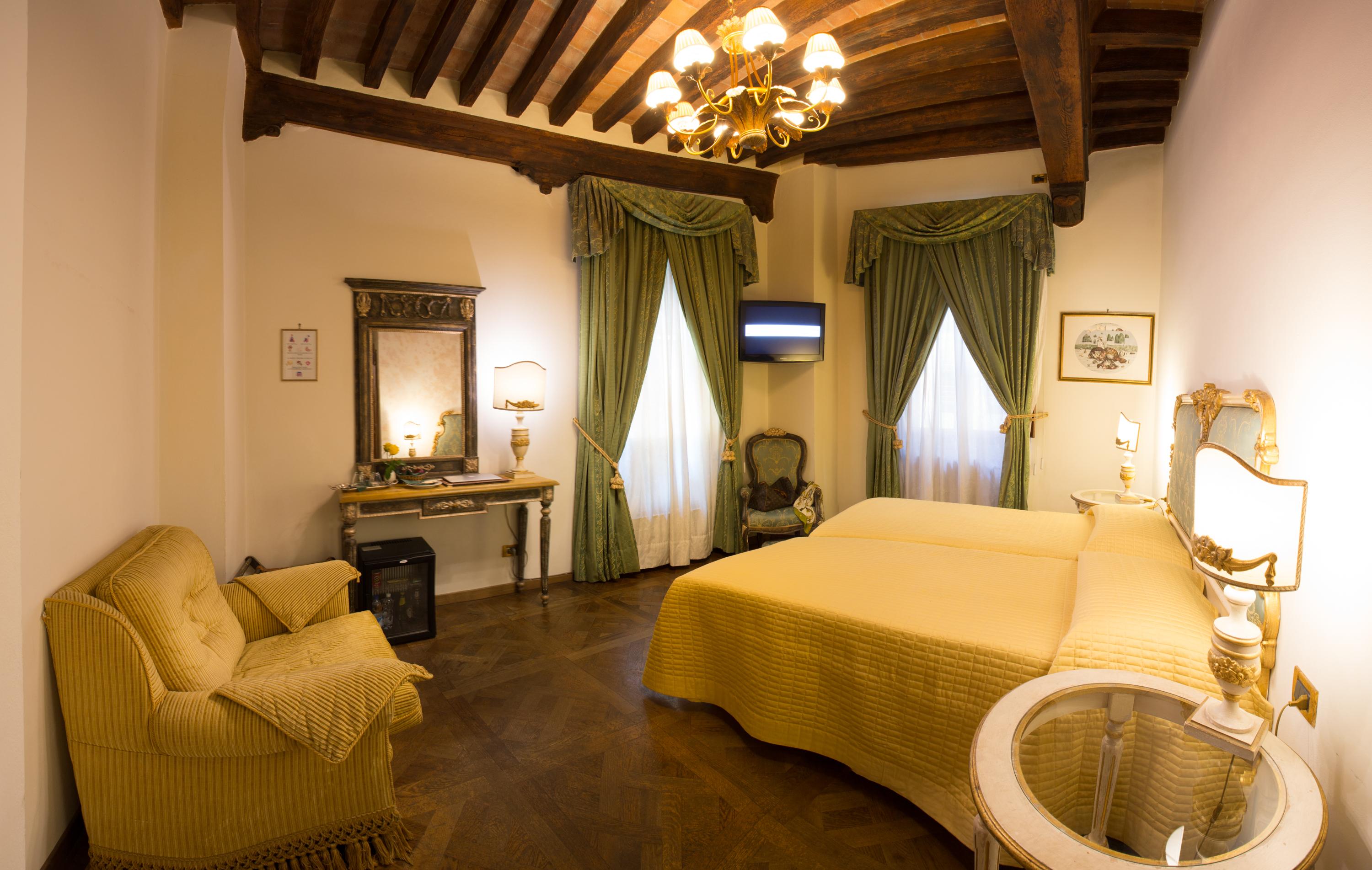 Hotel Palazzo Alexander Λούκα Εξωτερικό φωτογραφία