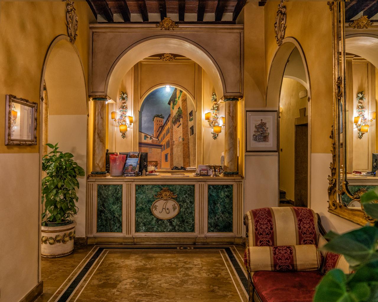 Hotel Palazzo Alexander Λούκα Εξωτερικό φωτογραφία