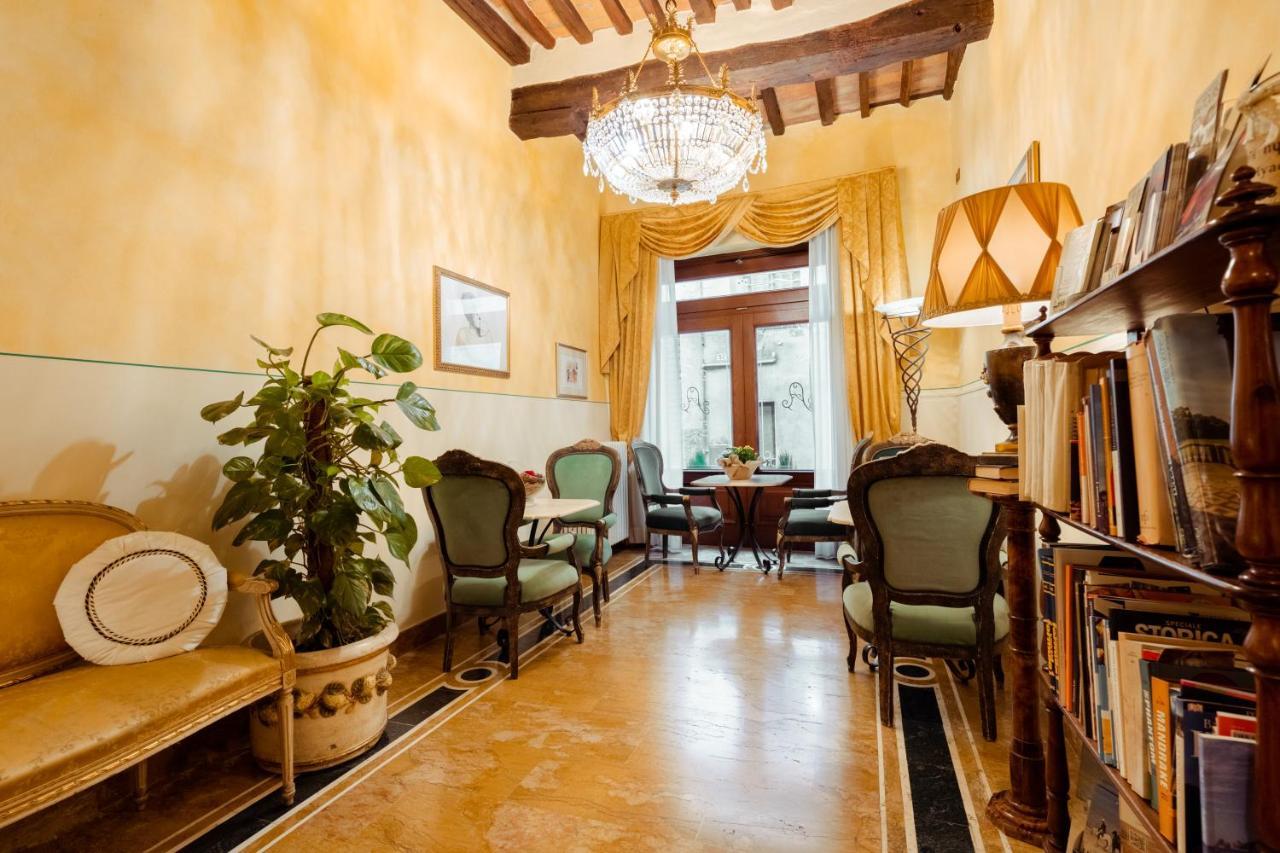 Hotel Palazzo Alexander Λούκα Εξωτερικό φωτογραφία