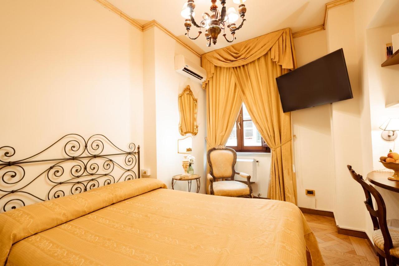 Hotel Palazzo Alexander Λούκα Εξωτερικό φωτογραφία