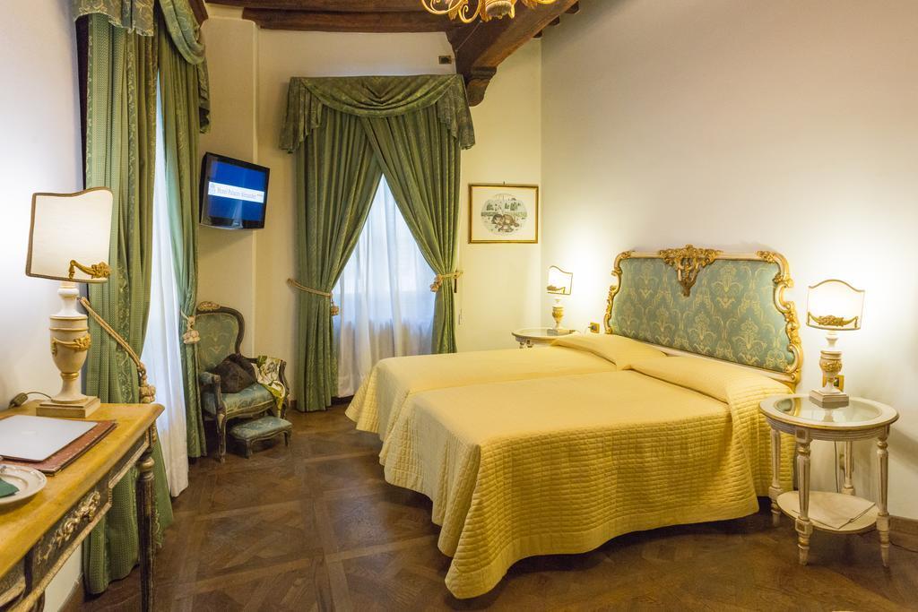 Hotel Palazzo Alexander Λούκα Εξωτερικό φωτογραφία